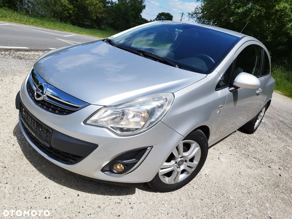 Opel Corsa - 1