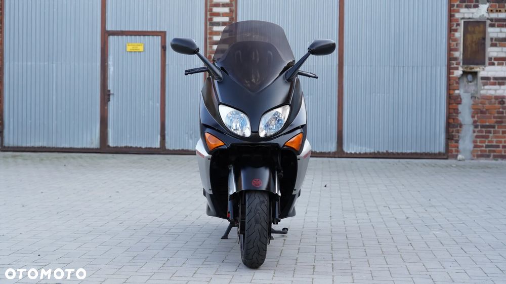 Yamaha Tmax - 6