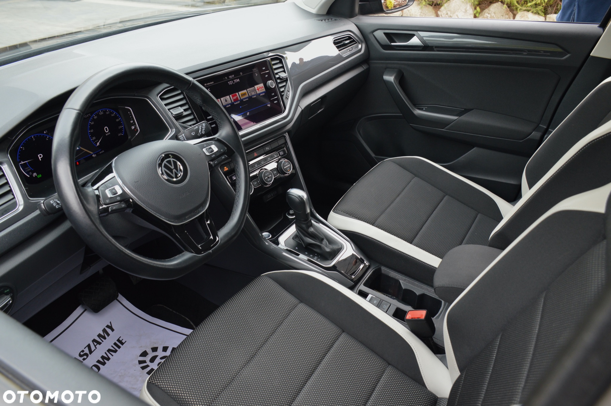 Volkswagen T-Roc 2.0 TDI SCR DSG Sport - 17