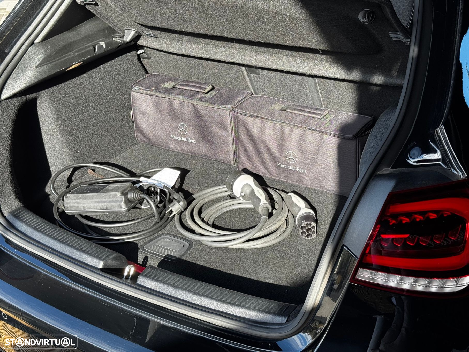 Mercedes-Benz A 250 e AMG Line - 25