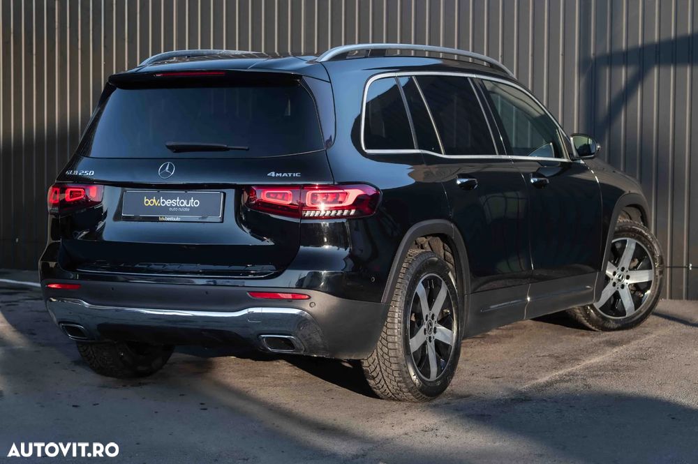 Mercedes-Benz GLB 250 4MATIC Aut. - 7
