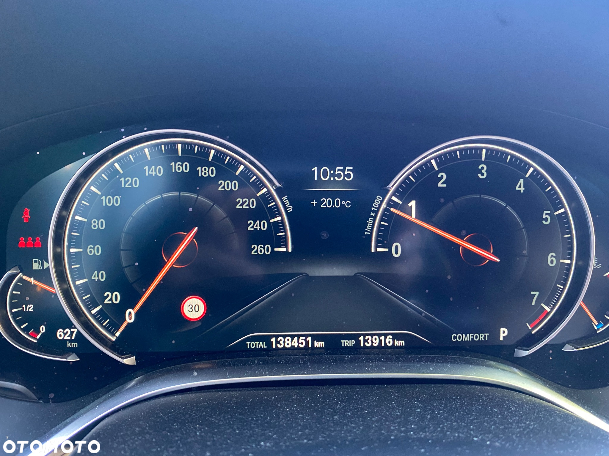 BMW Seria 7 750Li xDrive - 26