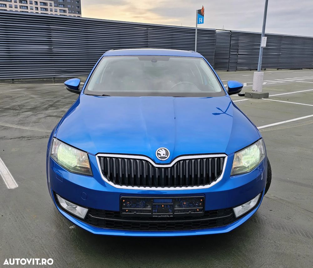 Skoda Octavia 1.6 TDI Business - 10