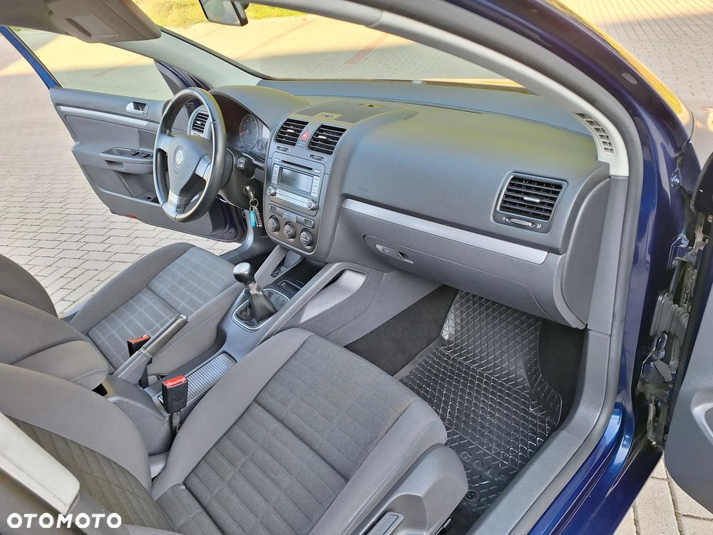 Volkswagen Golf 1.6 Tour Edition - 28
