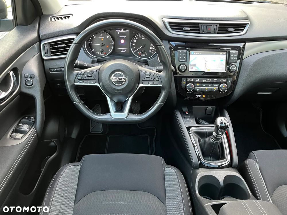Nissan Qashqai 1.5 dCi N-Connecta - 19