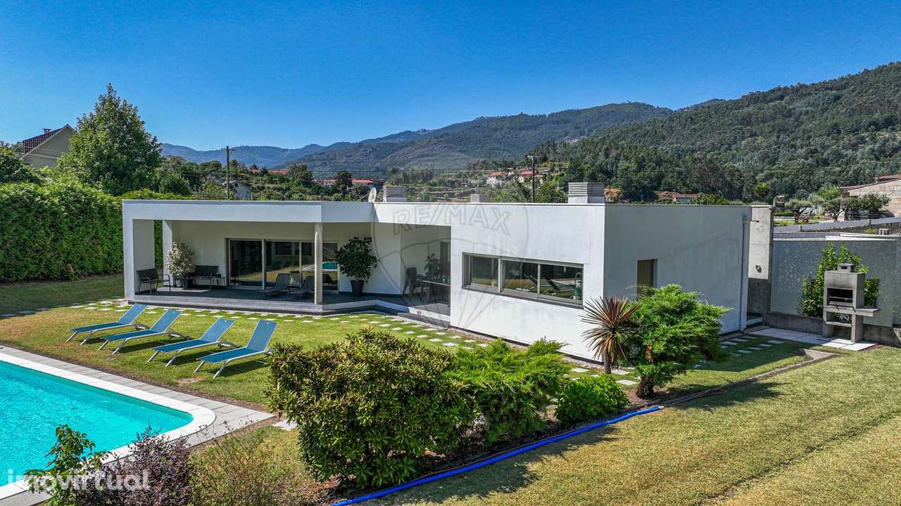 Moradia T4 para venda - Grande imagem: 2/50