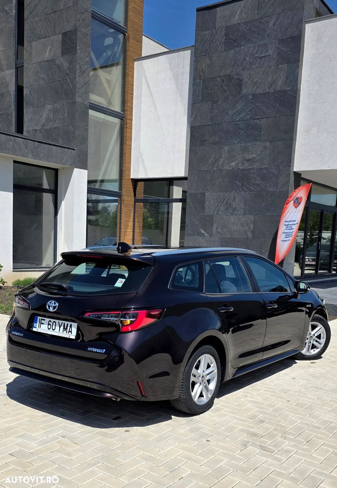 Toyota Corolla 1.8 Business Edition - 6