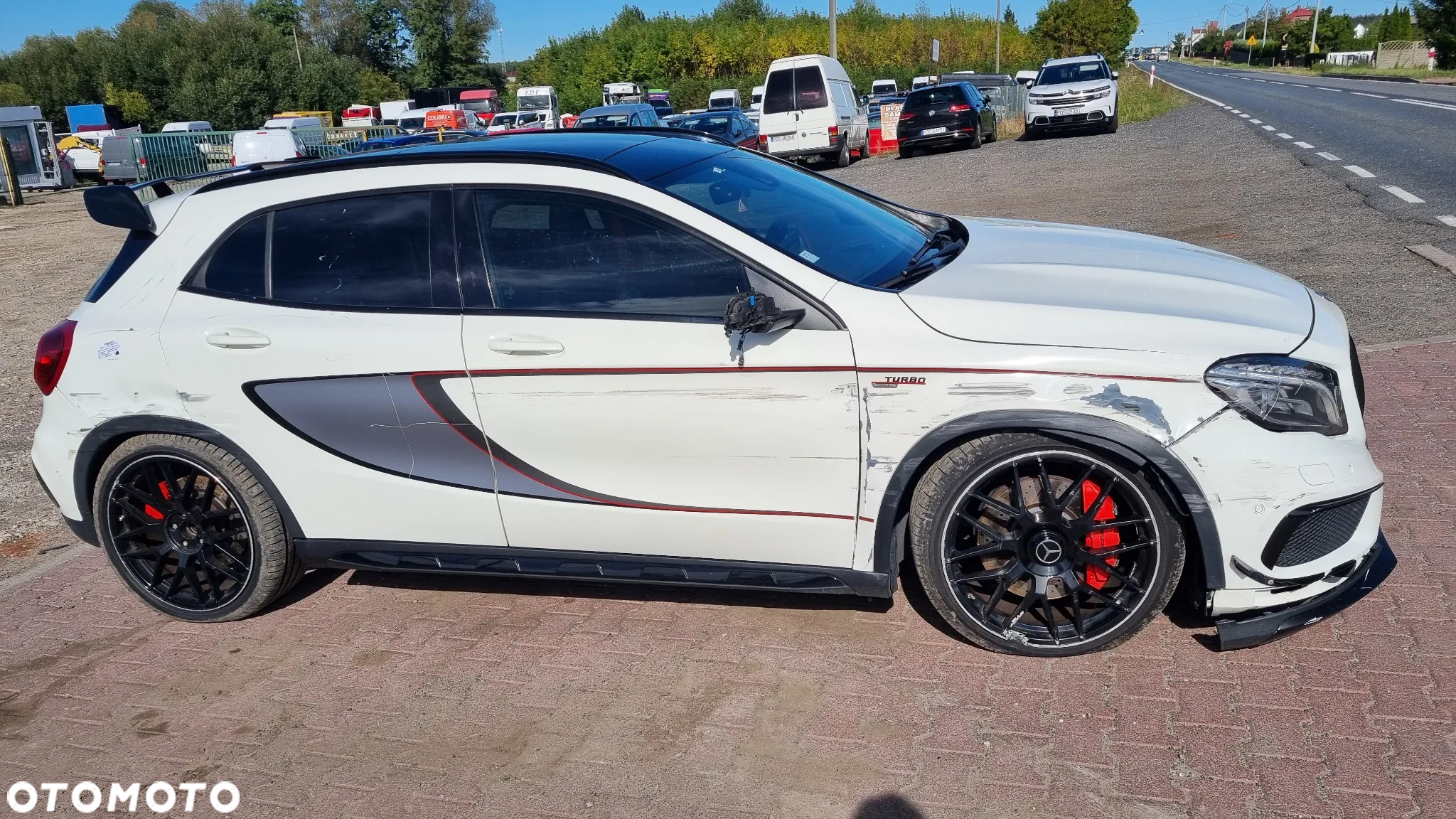Mercedes-Benz GLA 45 AMG 4-Matic Edition 1 - 21