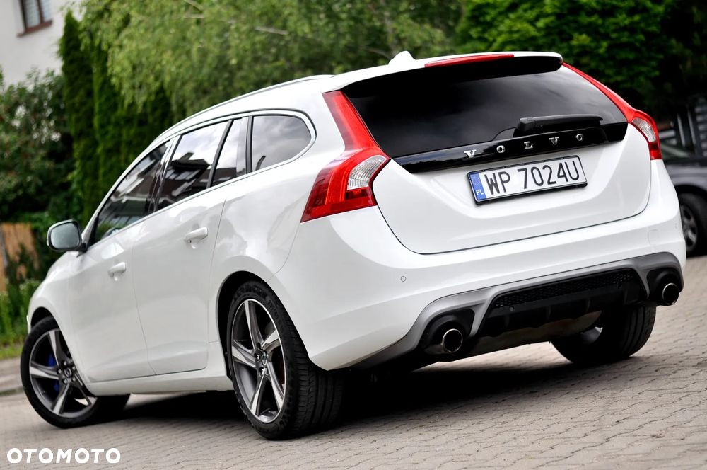 Volvo V60 T5 Geartronic Powershift RDesign - 13