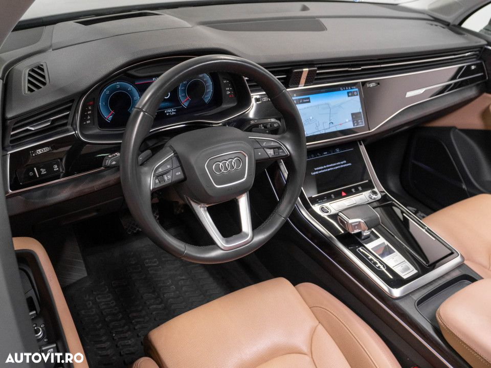 Audi Q7 - 12