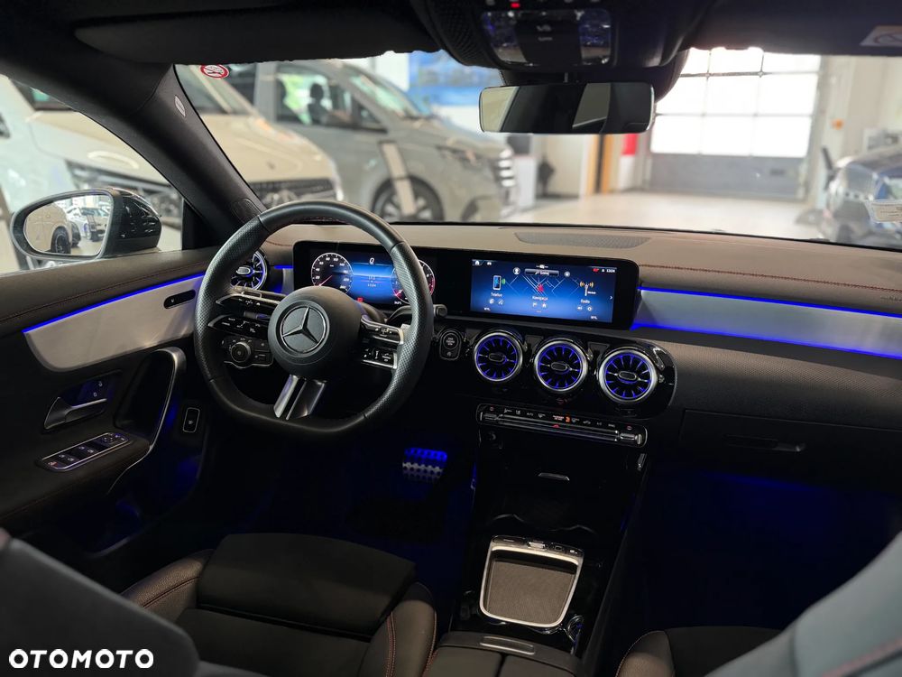 Mercedes-Benz CLA 200 AMG Line 7G-DCT - 8