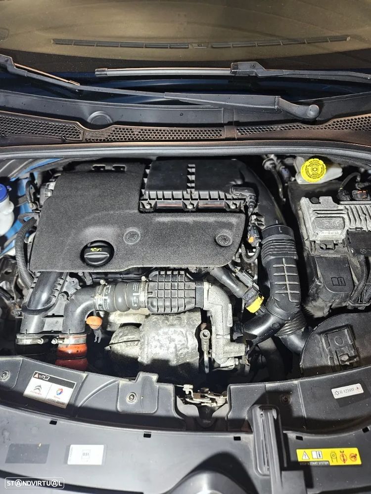 Citroën C3 1.6 BlueHDi Shine - 24