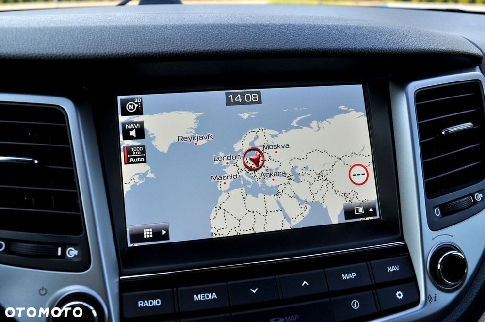 Hyundai Tucson 2.0 CRDi 4WD Automatik Passion Plus - 38