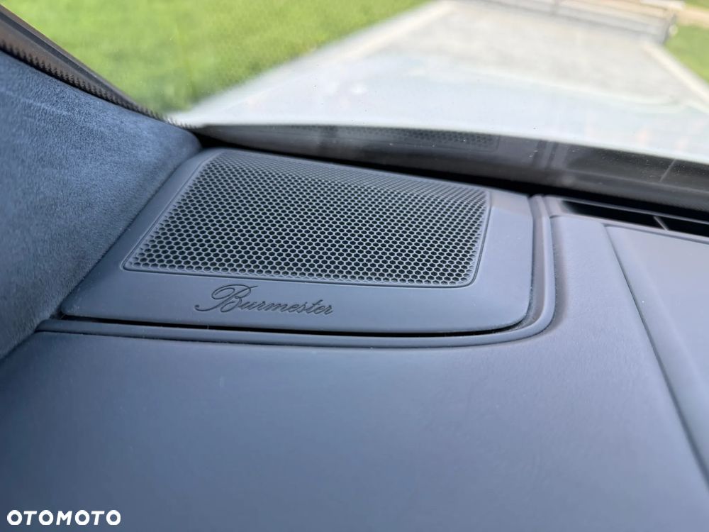 Porsche Cayenne Platinum Edition - 31