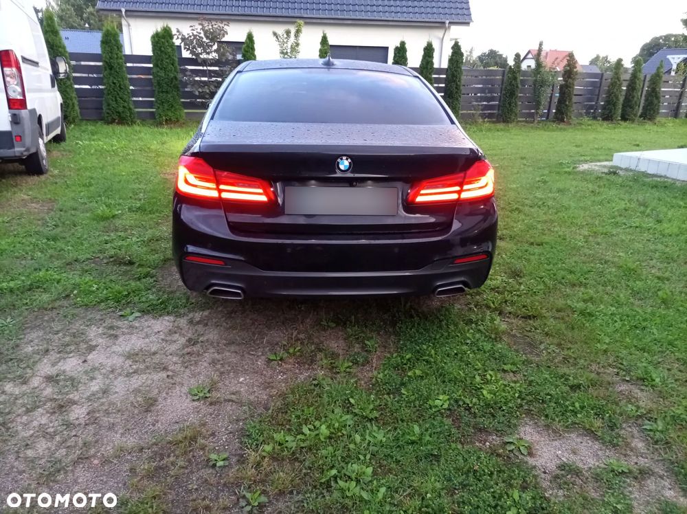 BMW Seria 5 520d xDrive M Sport sport - 2