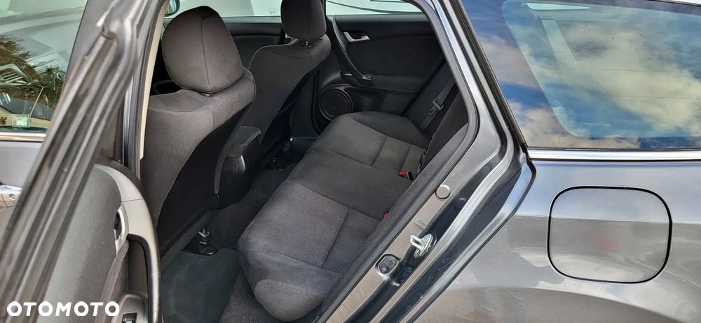 Honda Accord 2.0 Elegance - 20