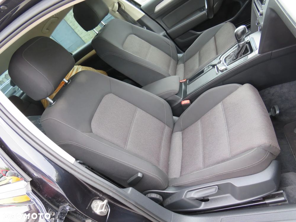 Volkswagen Passat 1.6 TDI (BlueMotion Technology) DSG Trendline - 37