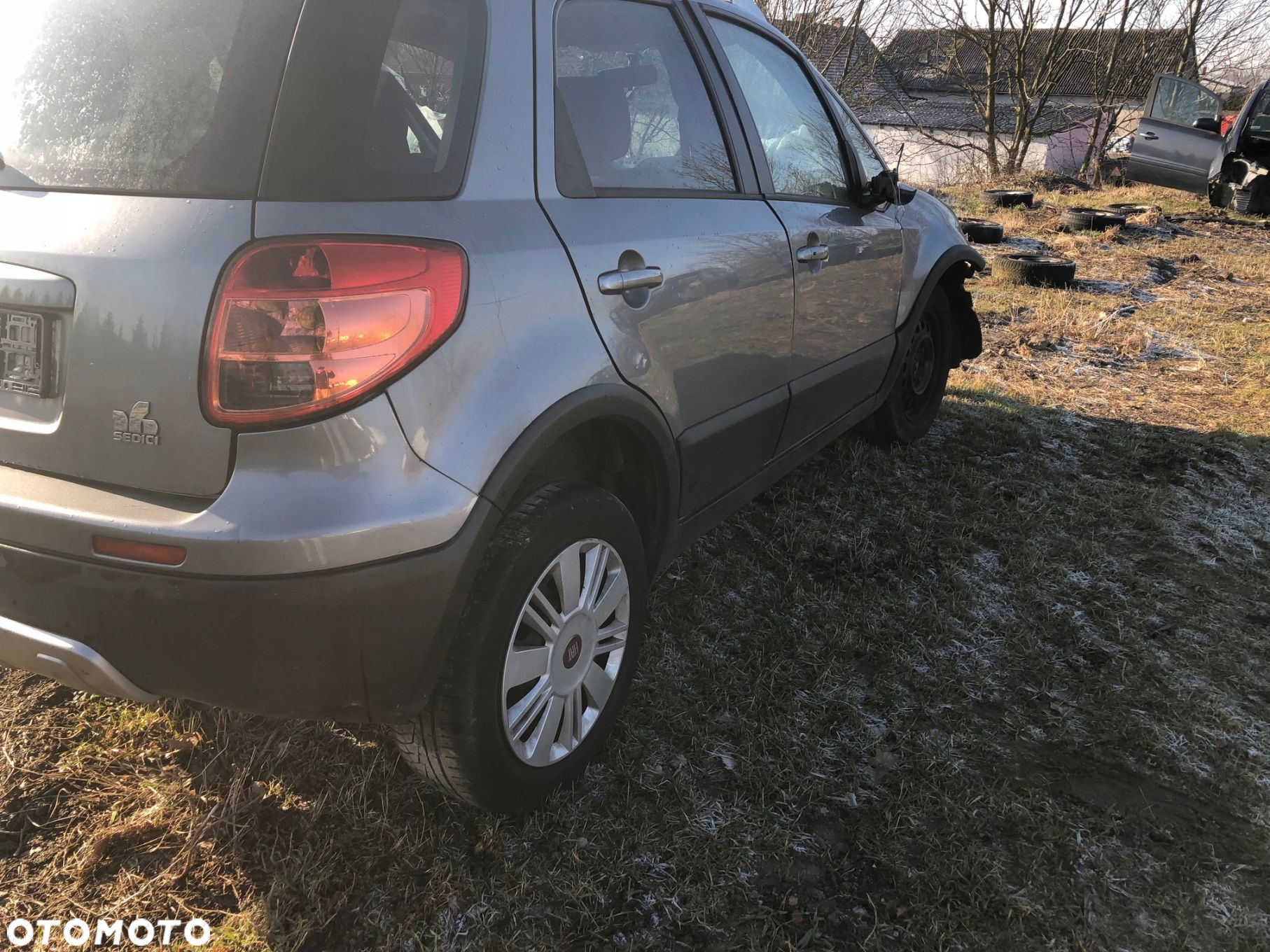 FIAT SEDICI 4X4 LIFT 9-14 KLAPA BAGAŻNIKA SZYBA TYŁ KPL 976 - 2