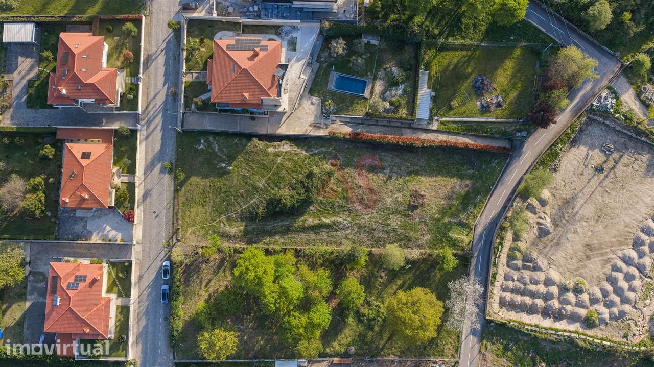Terreno c/ viabilidade de construção moradia independente ou duas mora - Grande imagem: 2/9