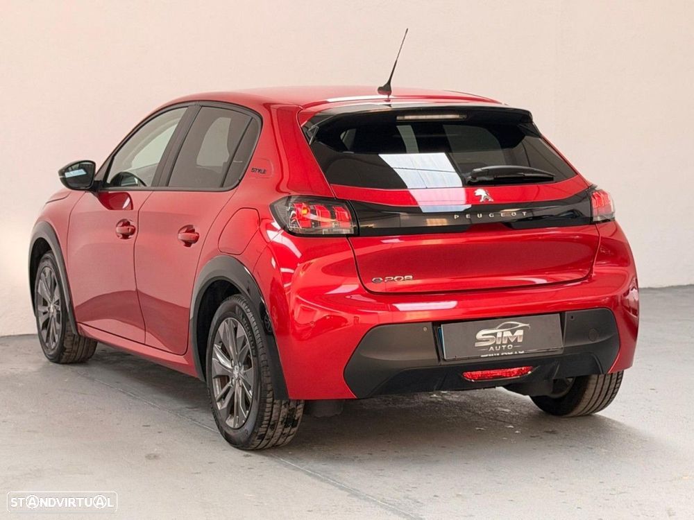 Peugeot e-208 50 kWh Style - 4