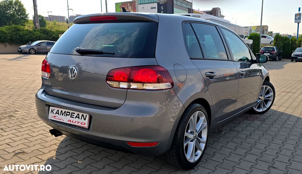 Volkswagen Golf 1.4 TSI Individual - 5