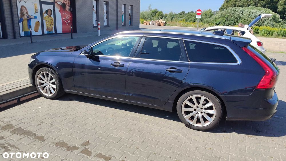 Volvo V90 - 2