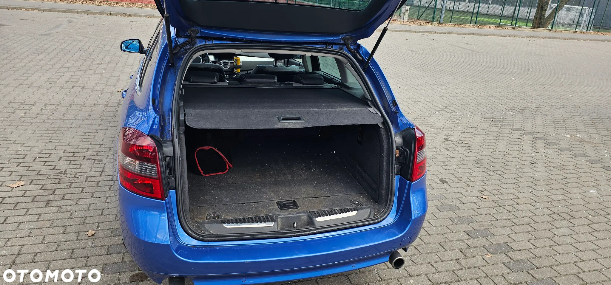 Renault Laguna Grandtour 2.0 dCi FAP GT - 14