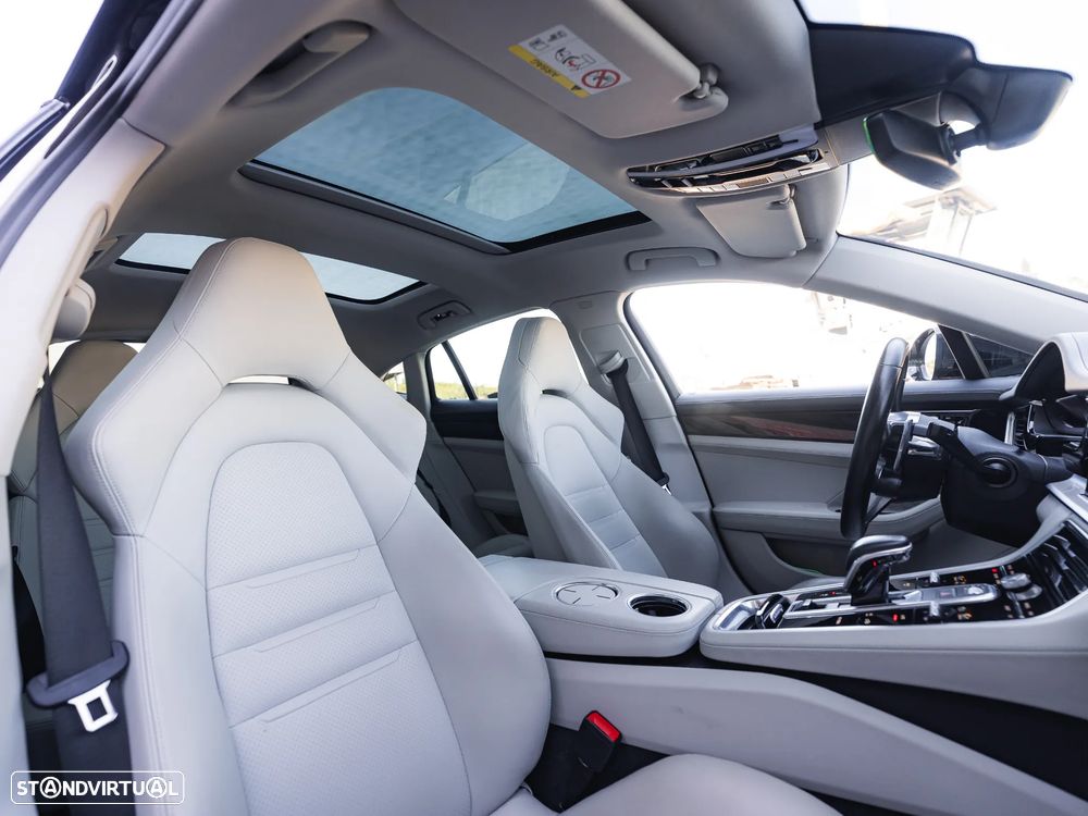 Porsche Panamera 4 E-Hybrid - 13