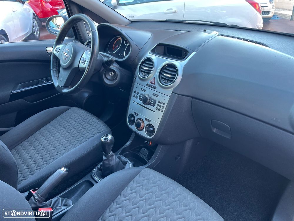 Opel Corsa 1.2 Enjoy - 9