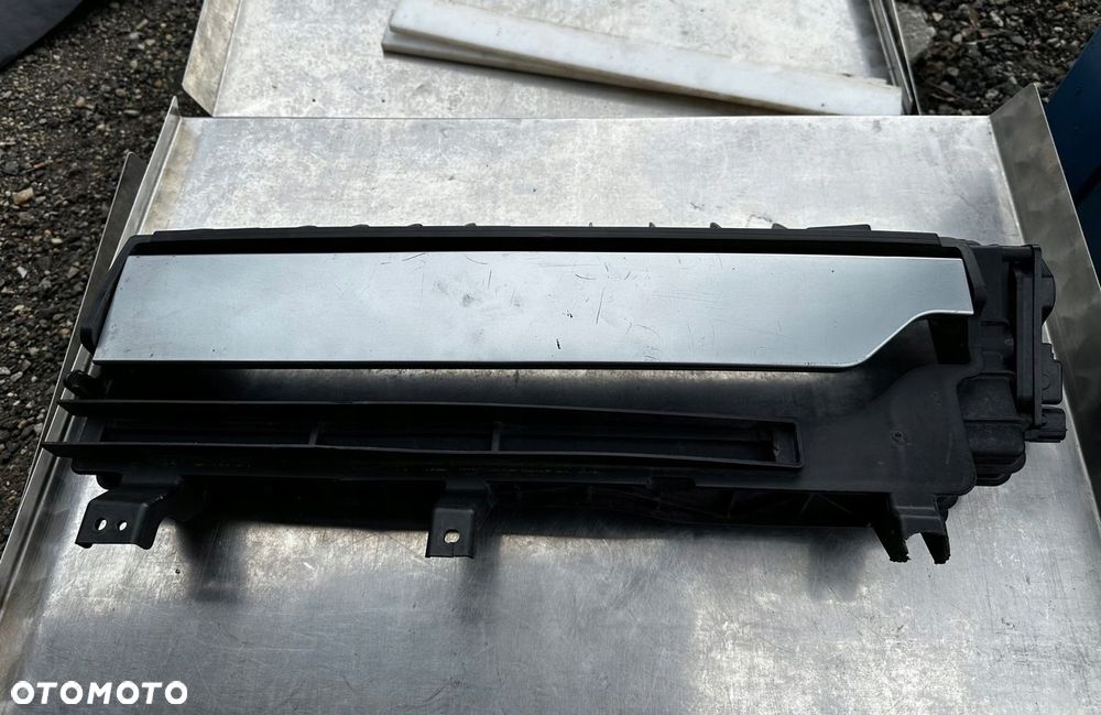 HYUNDAI IONIQ V 5 PRAWA KIEROWNICA WLOT POWIETRZA ŻALUZJA ZDERZAKA PRZÓD - 2