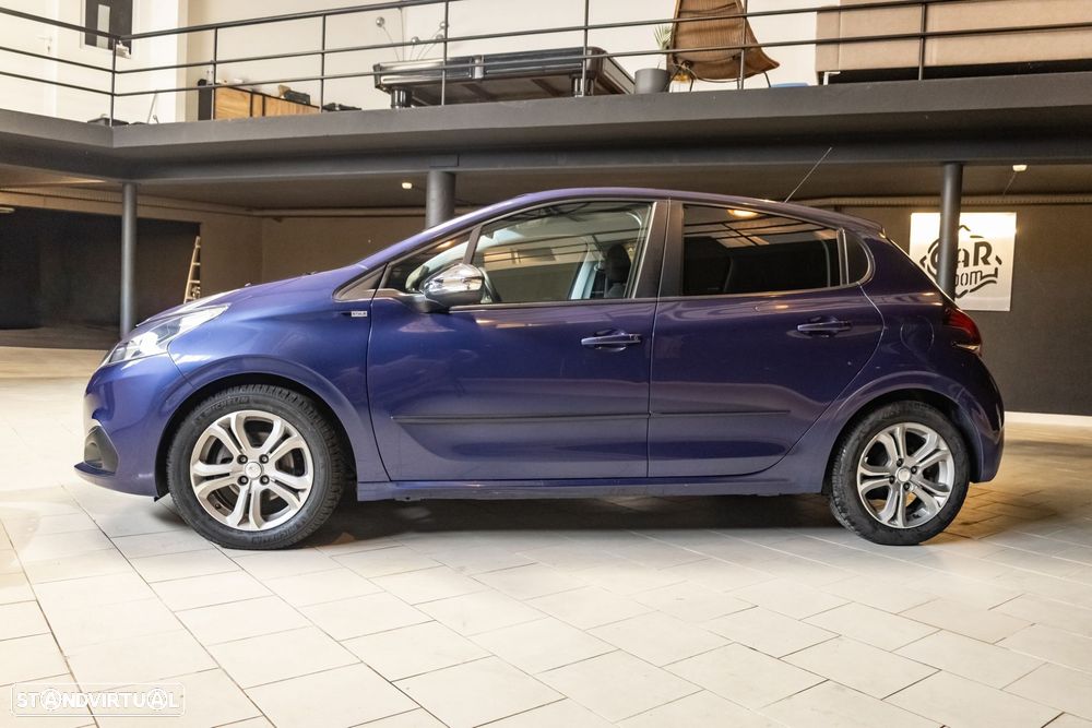 Peugeot 208 1.2 PureTech Style - 6