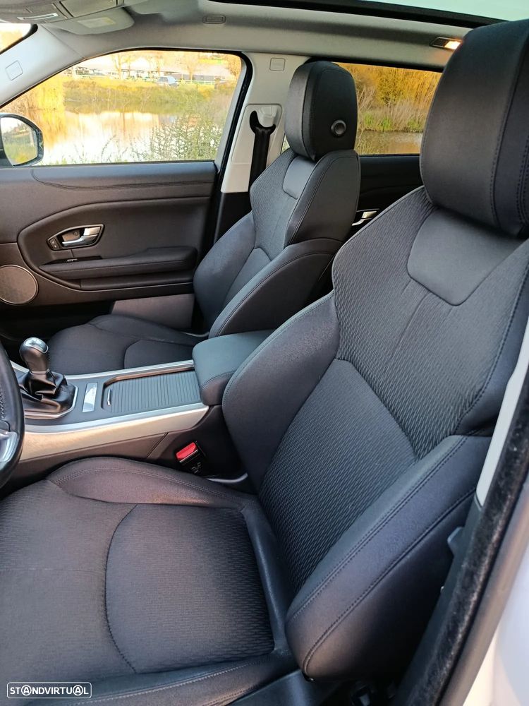 Land Rover Range Rover Evoque 2.0 D150 - 11