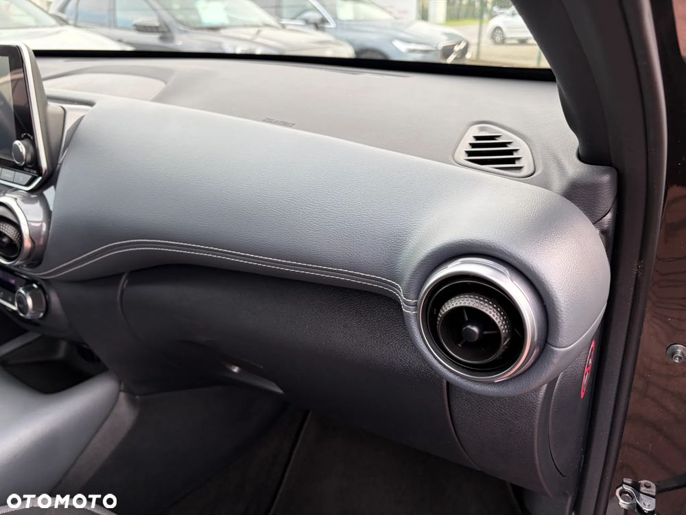 Nissan Juke DIG-T 117 DCT N-Connecta - 31