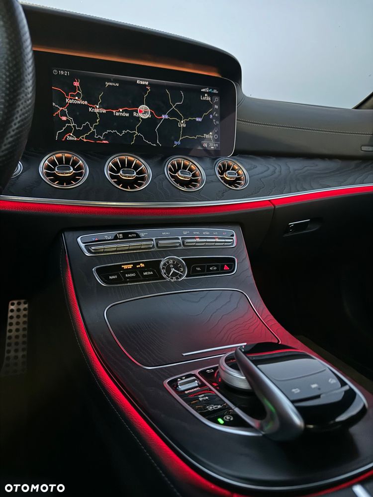 Mercedes-Benz Klasa E - 38
