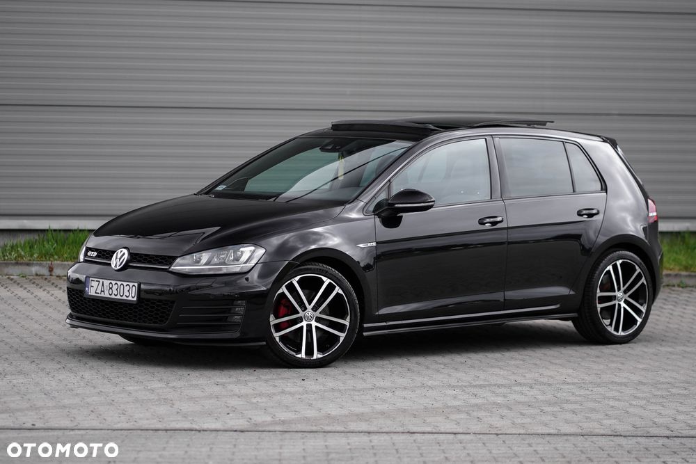 Volkswagen Golf 2.0 TDI BMT GTD DSG - 2