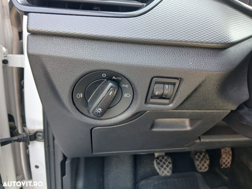Skoda Kamiq 1.0 TSI Ambition - 9