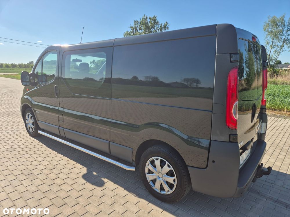Opel Vivaro - 12