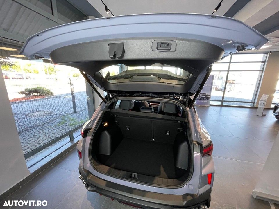Geely Coolray - 5