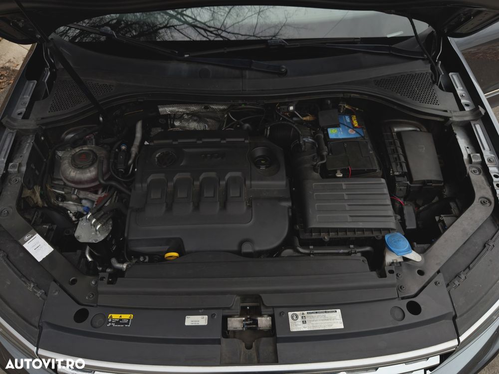Volkswagen Tiguan - 19