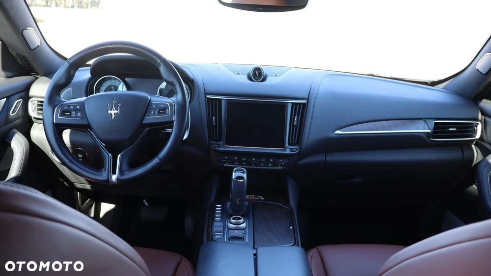 Maserati Levante S Q4 GranLusso - 19