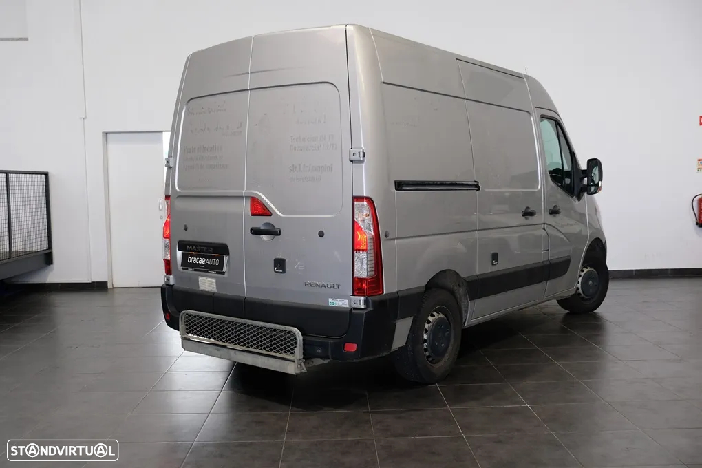 Renault Master 2.3 DCI 145cv L1H2 c/IVA - 3