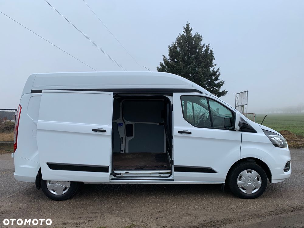 Ford Transit Custom - 11