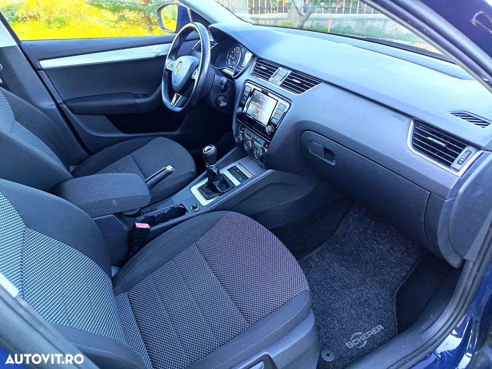 Skoda Octavia 1.6 TDI (Green tec) Ambition - 6