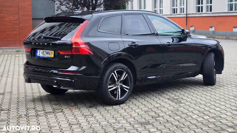 Volvo XC 60 B4 MHEV R-Design - 13