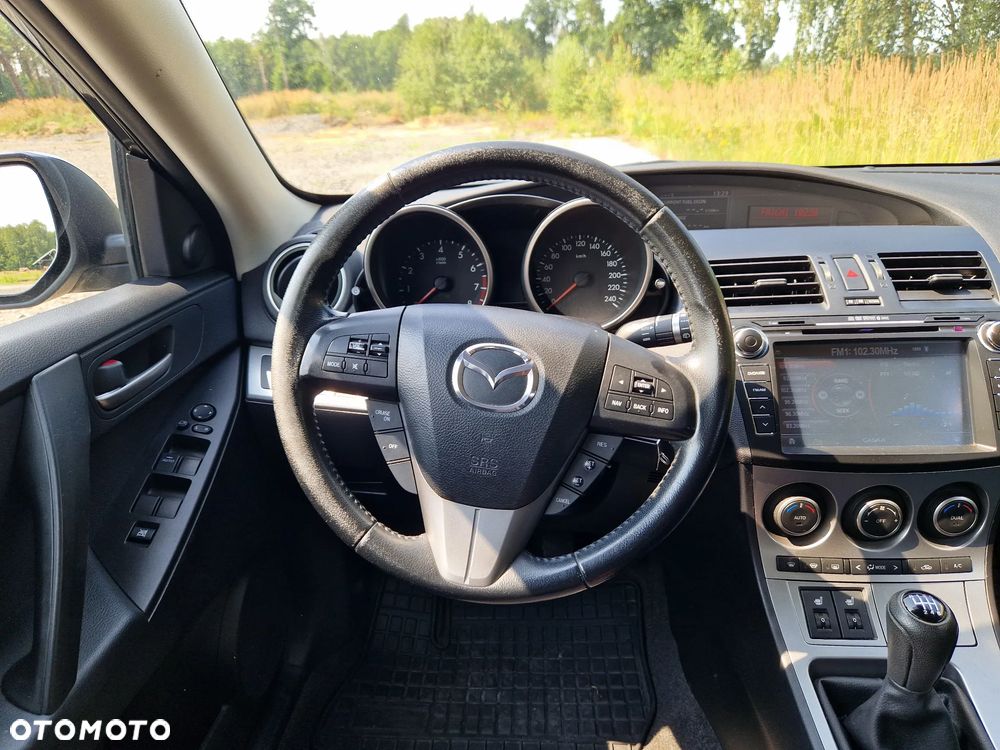 Mazda 3 2.0 Exclusive + - 10