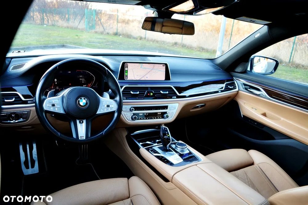 BMW Seria 7 750Li xDrive - 37