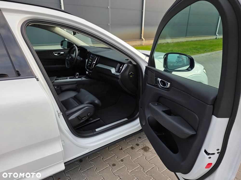 Volvo XC 60 B4 B Geartronic RDesign - 7