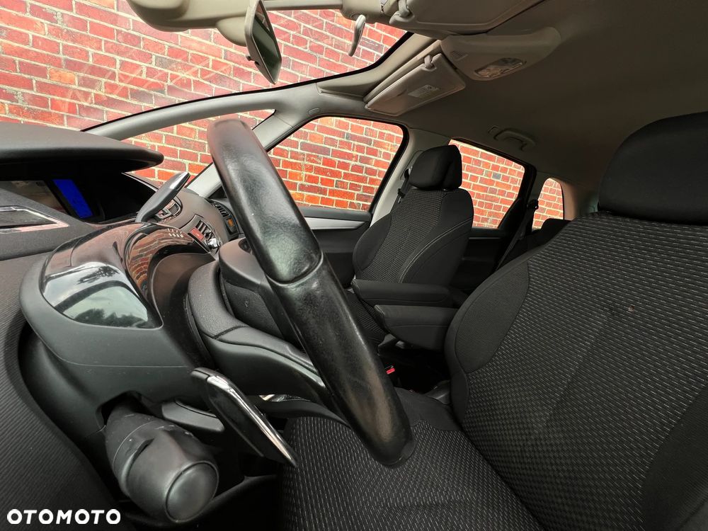 Citroën C4 Picasso - 11