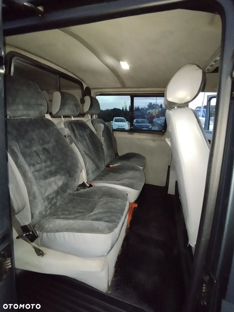 Volkswagen Transporter - 4