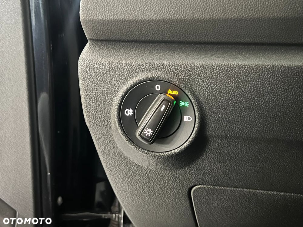Volkswagen T-Roc 1.5 TSI Style - 22
